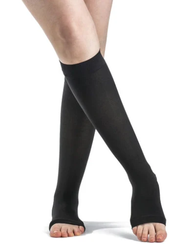 Sigvaris 843CO Soft Opaque, 30-40 mmHg, Knee High, Open Toe - Image 2