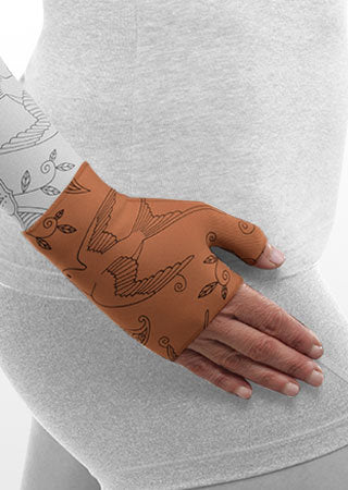Juzo Soft Gauntlet w/Thumb (BIRD HENNA-CINNAMON)