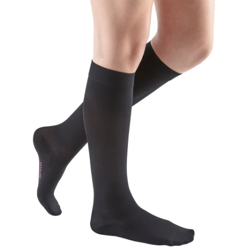 Mediven Comfort, 15-20 mmHg, Knee High w/ Silicone Band, Closed Toe - Image 2