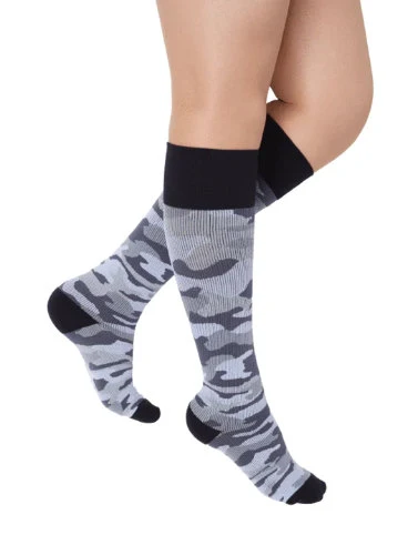Mediven Rejuva Camo Knee High Socks, Closed Toe - Image 4