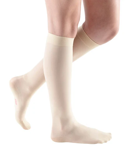 Mediven Sheer & Soft, 20-30 mmHg, Knee High, Closed Toe - Image 5