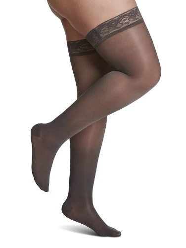 Sigvaris 120N Sheer Fashion, 15-20 mmHg, Thigh High - Image 3