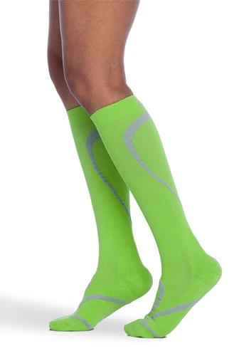 Sigvaris 412C High Tech, 20-30 mmHg, Knee High, Closed Toe - Image 3