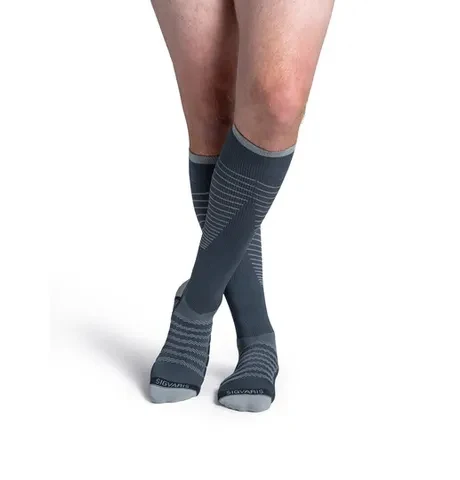 Sigvaris 432C Motion Flow Tech, 20-30 mmHg, Knee High - Image 14