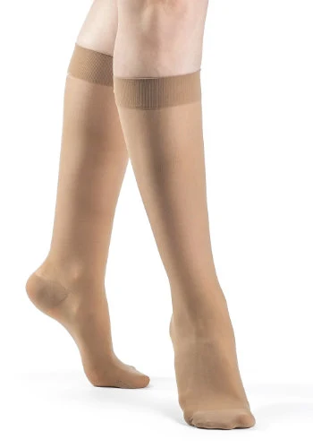 Sigvaris 782C Sheer, 20-30 mmHg, Knee High, Closed Toe - Image 4
