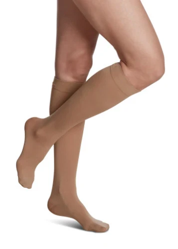 Sigvaris 841C Soft Opaque, 15-20 mmHg, Knee High, Closed Toe - Image 4