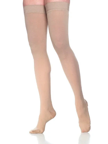 Sigvaris 971N Women's Dynaven Opaque, 15-20 mmHg, Thigh High, Closed Toe